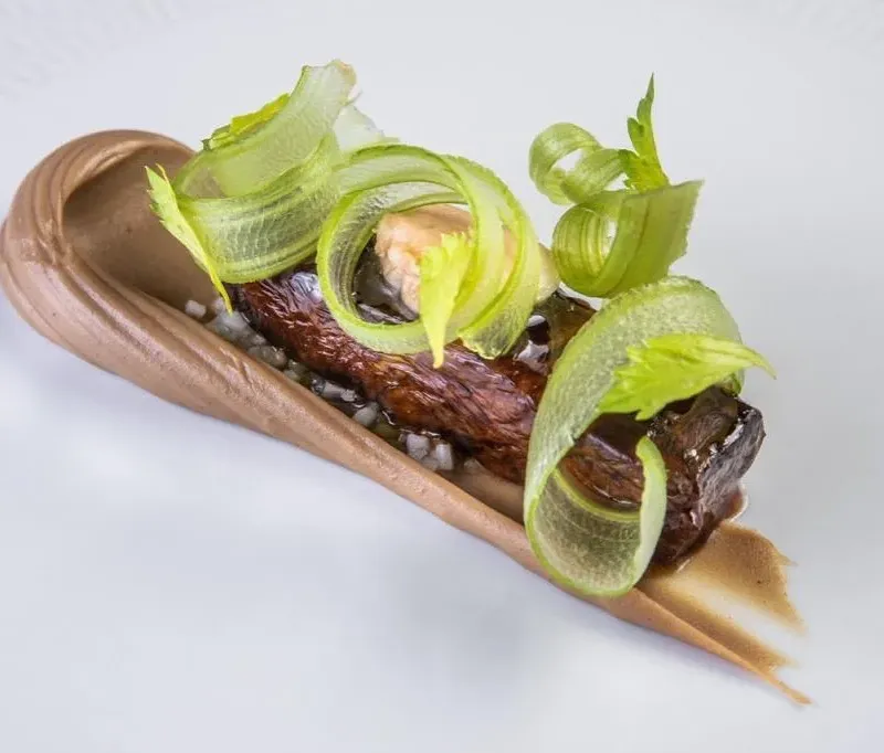 Beef and cashew